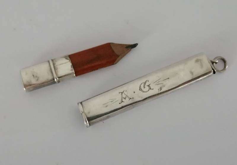For SALVA NOS ONLY PLEASE! Hallmarked silver Chatelaine pencil. Birmingham 1903. 9 x 6.5cm 3.9g