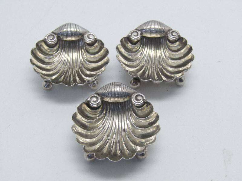 Trio Antique Hallmarked Silver Shell dishes. Birmingham, 1894. John Millward Banks. 38.36g