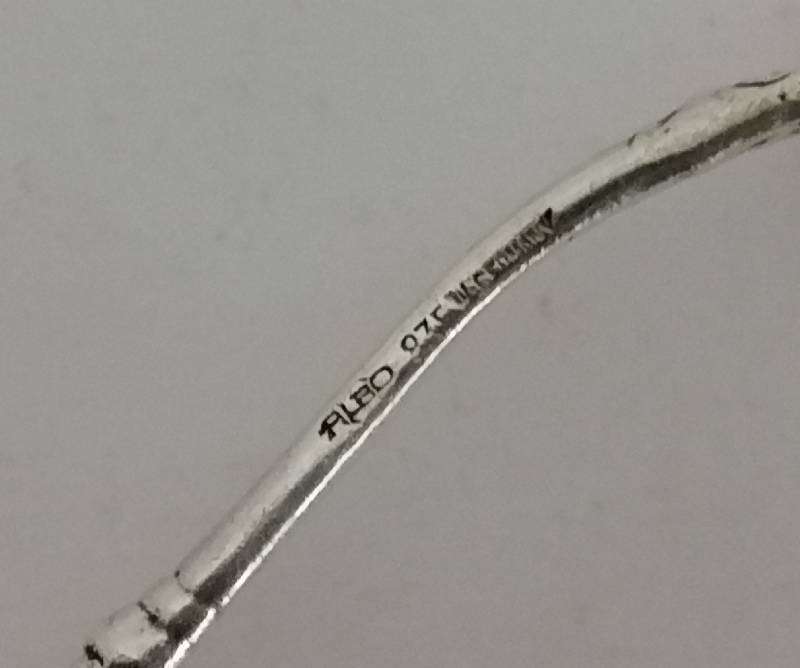Pretty 835 German Silver ROSE HANDLE Sugar spoon with shell shape bowl. 10.8cm. 10.71g