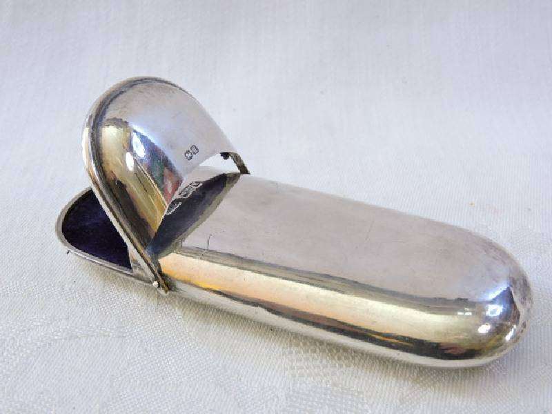 Rare Hallmarked Silver Eyeglasses Case Chester, 1920.  Stokes & Ireland. 71.6g
