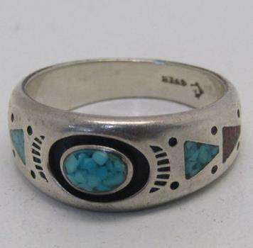 Stunning Vintage Navajo Style Turquoise & Sterling Silver ring. 5.32g Size: N 1/2