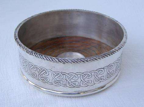 Celtic Design Silver Plated Wine or Champagne bottle Coaster 13 x 5.5cm
