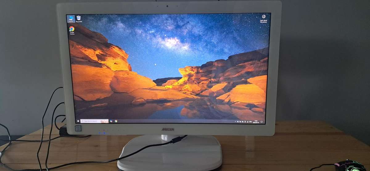 Mecer i5-7400 All In One Pc