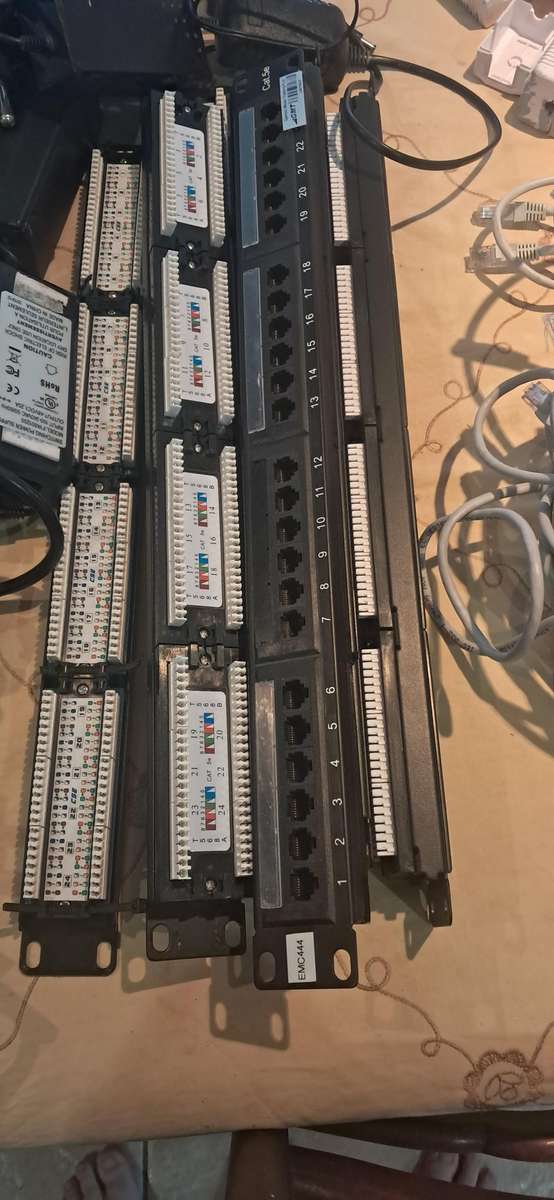 Network router/switch bundle