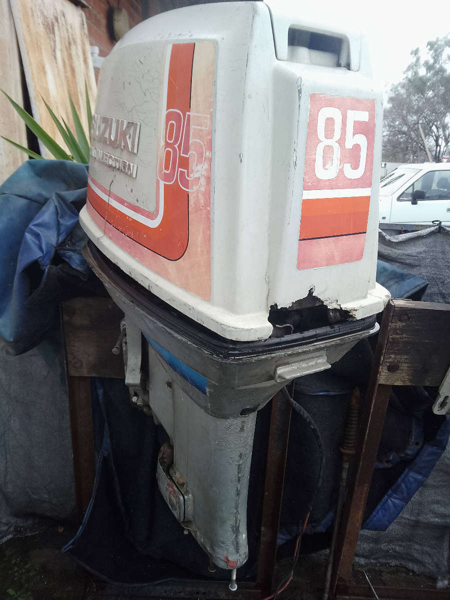 Suzuki 85cc 2 stroke boat motors