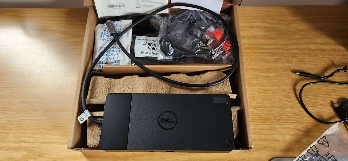 Dell WD22TB4 Thunderbolt Dock