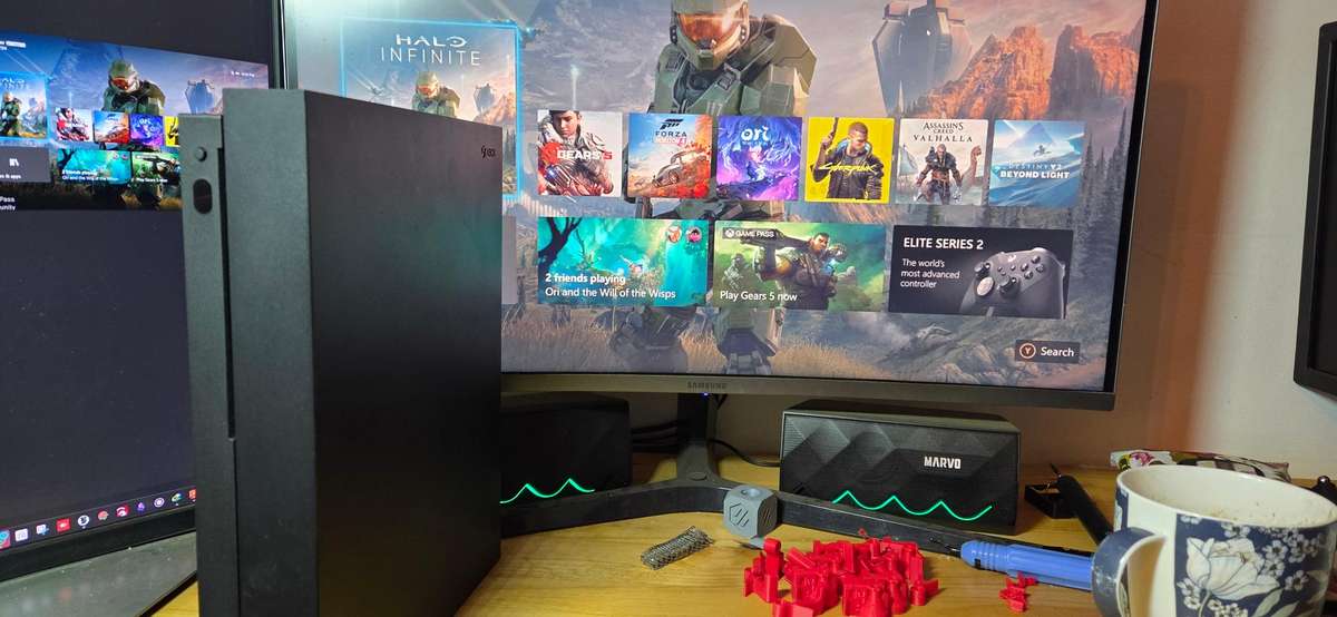 Xbox One X 1TB with 1 remote