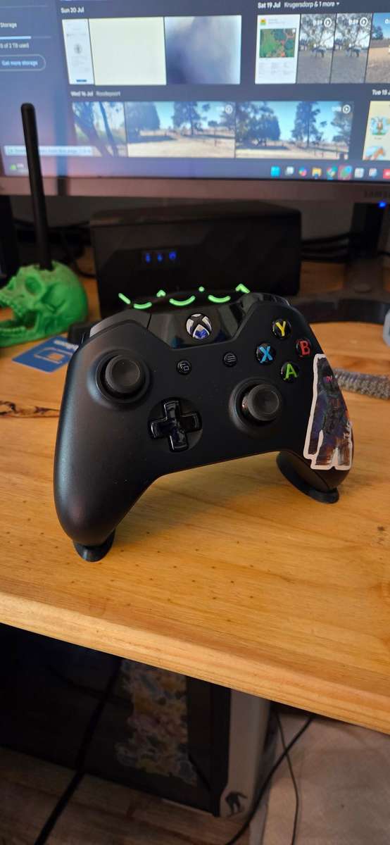 Xbox One X 1TB with 1 remote