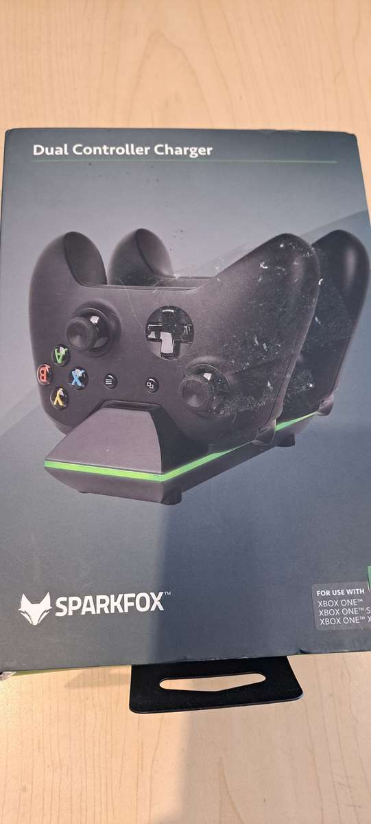 SparkFox Dual Xbox Controller Charger Including Rechargeable Batteries