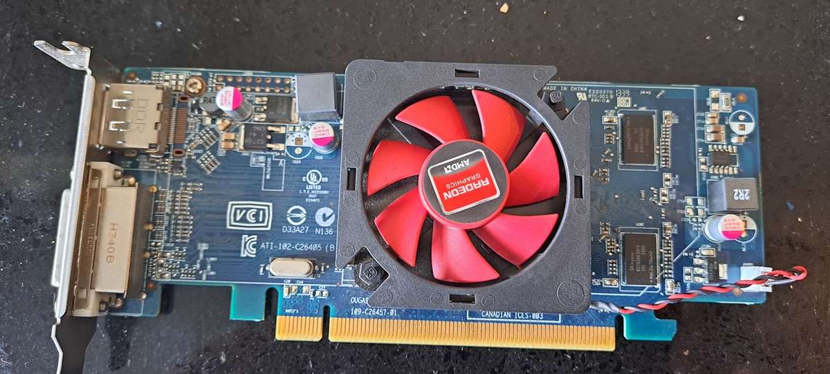 ATI-102-C26405(B) AMD Radeon HD6450 1GB PCIe Video Card