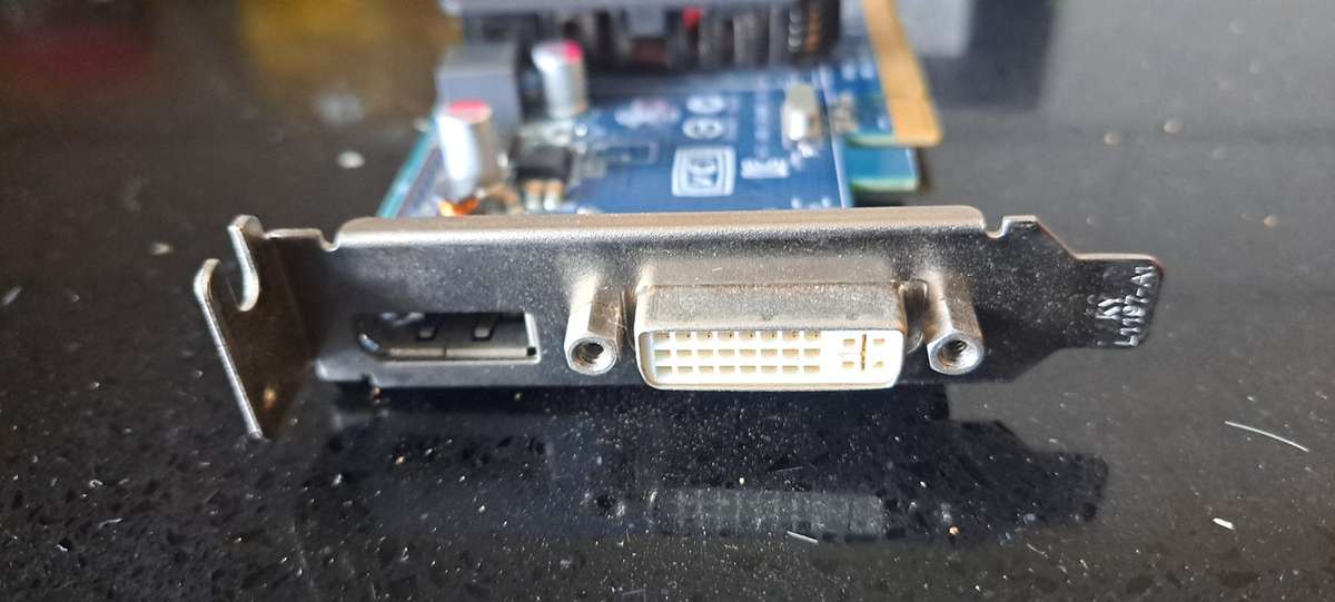 ATI-102-C26405(B) AMD Radeon HD6450 1GB PCIe Video Card