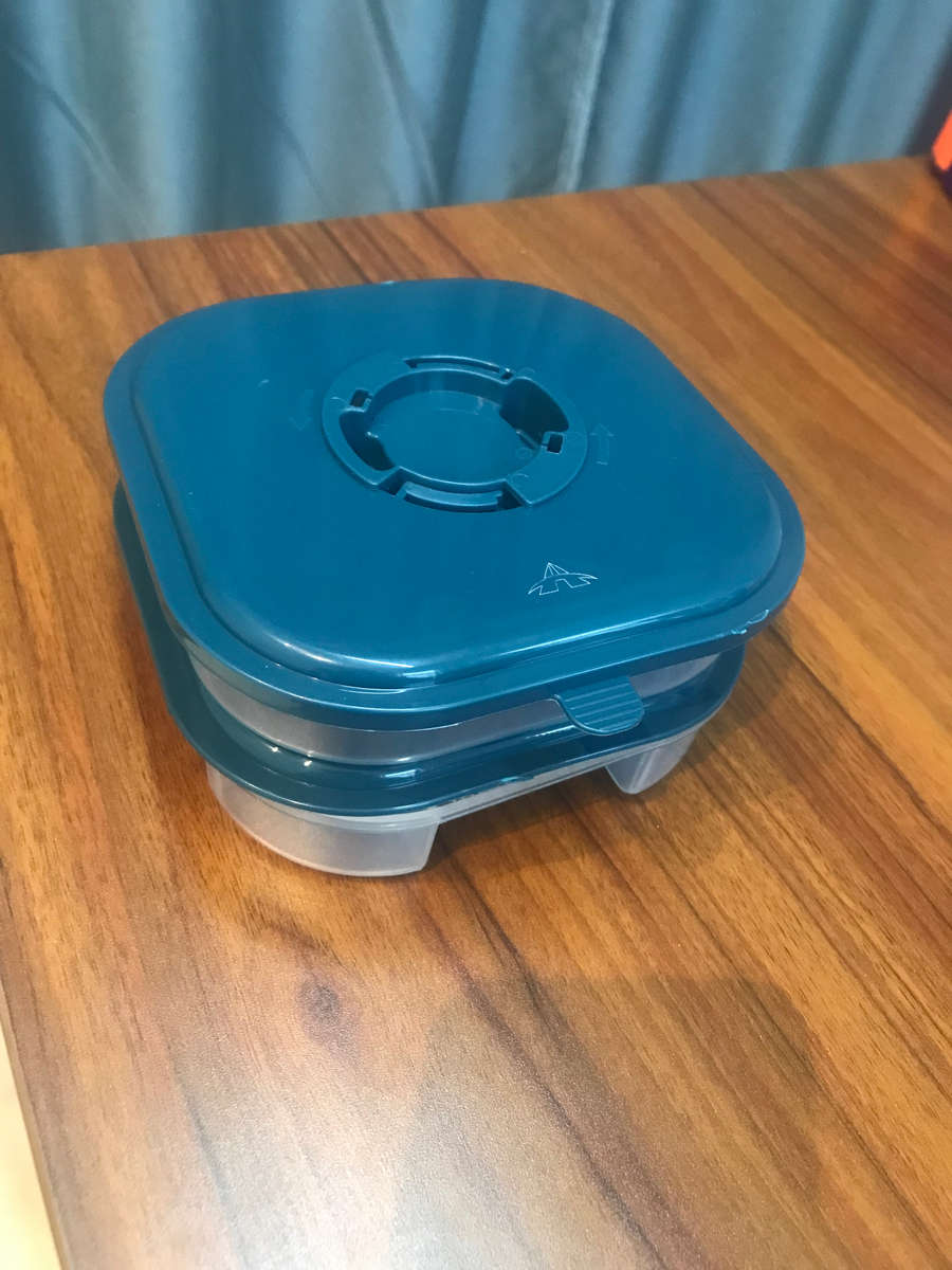 Reusable Double Layer Cockroach Harmless Trap Catcher Box For Home Garden