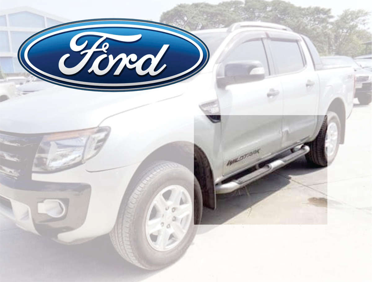 Set of Genuine  Ford Ranger D/C Side Steps
