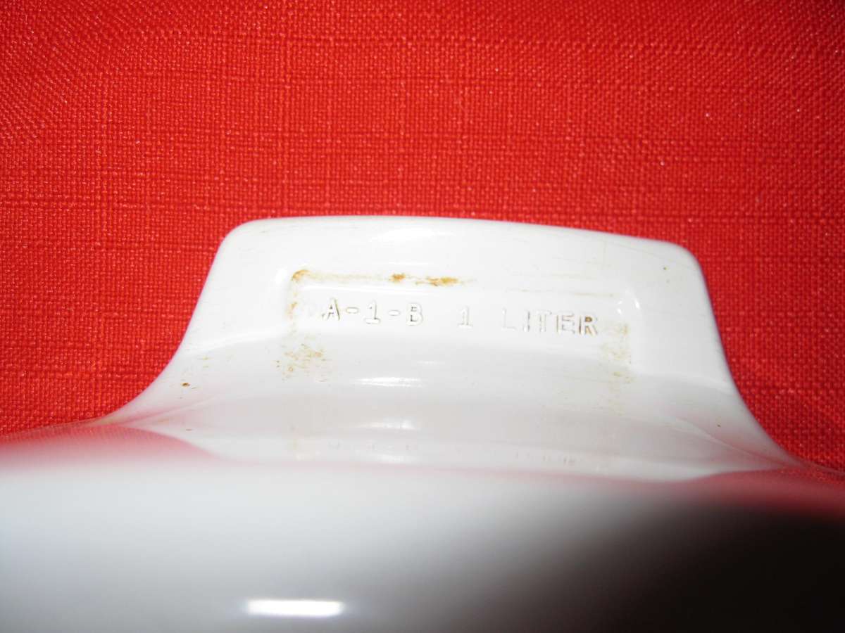 Corning Ware 8 piece blue cornflower set