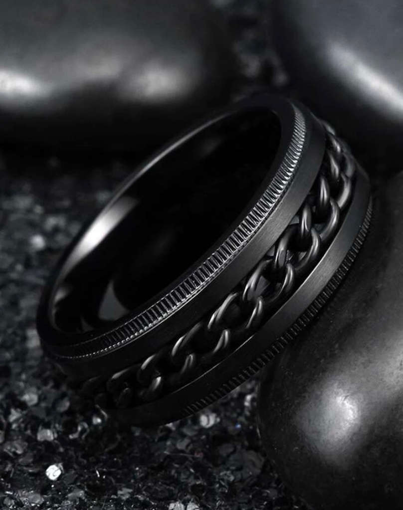 ** Sale : Stunning Mens Chain Decor Rings**