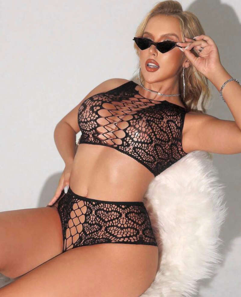 Gorgeous black lace 2 piece