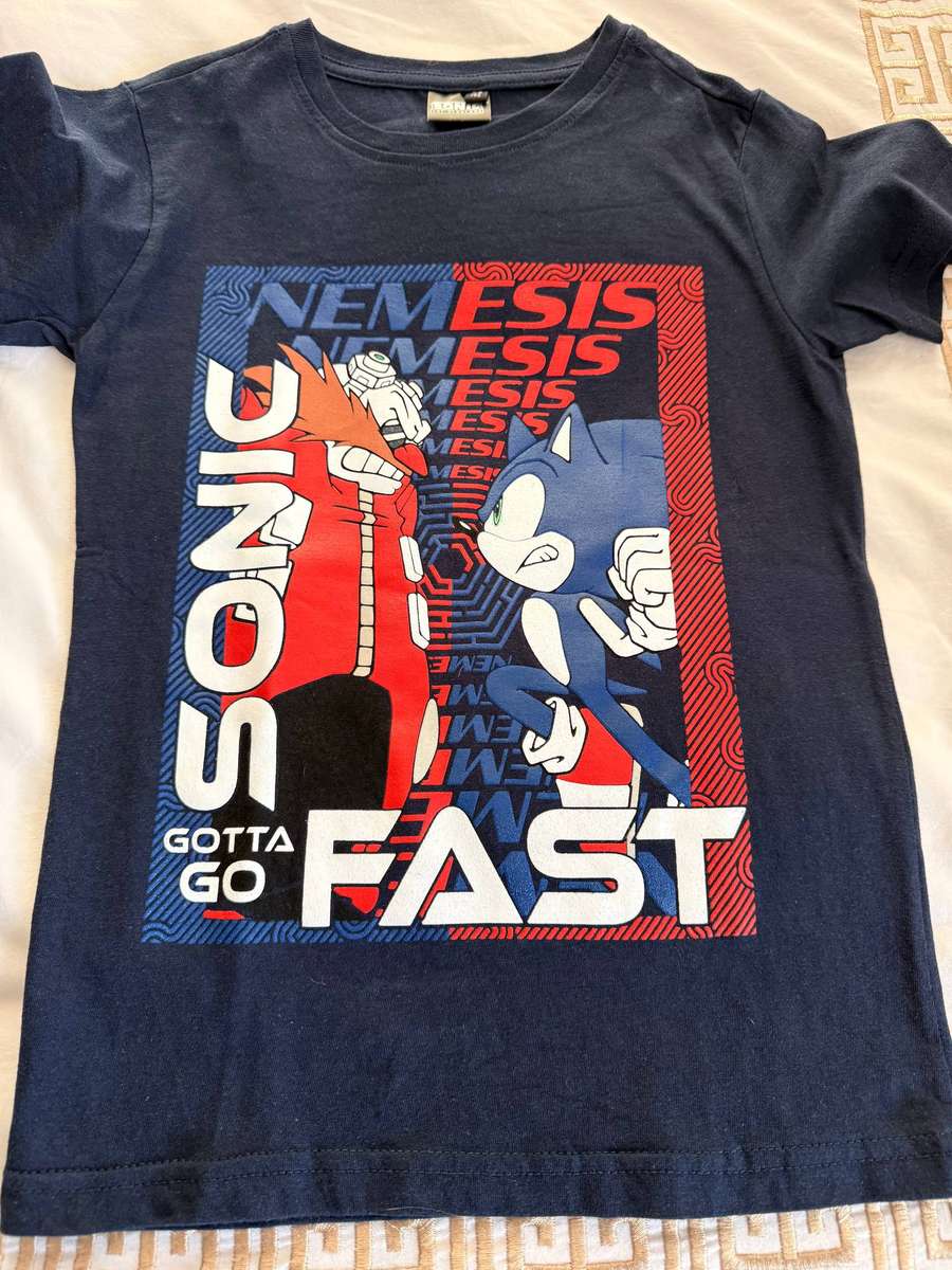 Sale: Sonic Go fast kids tee
