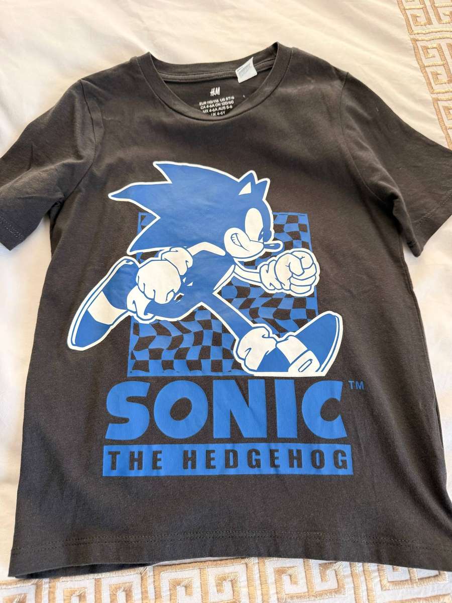Sale: Sonic Go fast kids tee