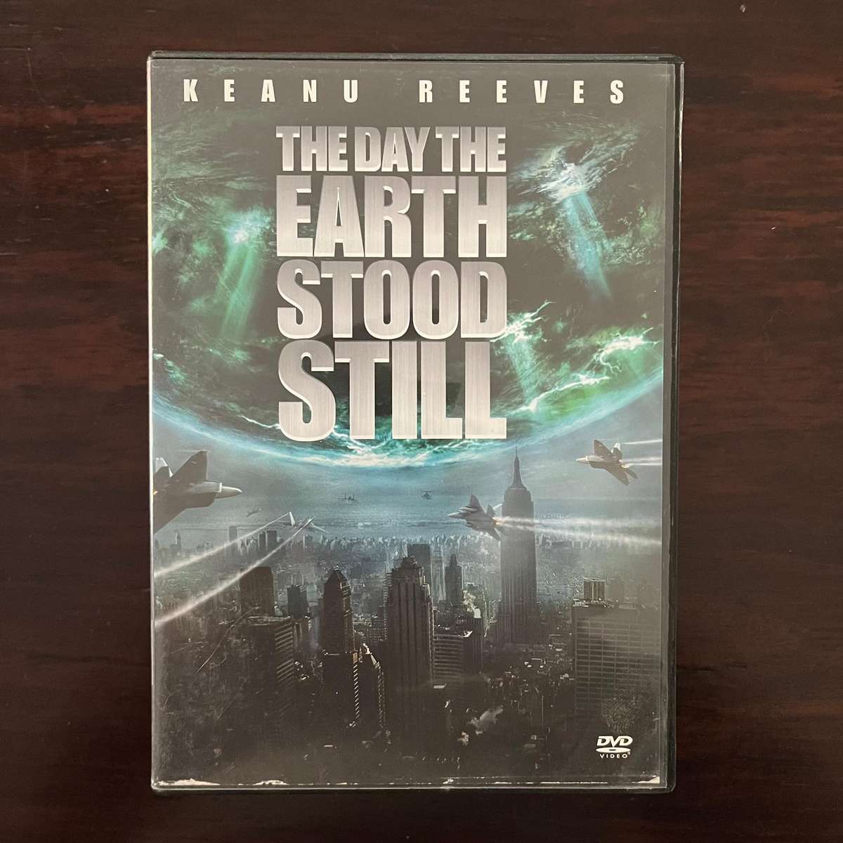 The Day The Earth Stood Still DVD South African Press Keanu Reeves