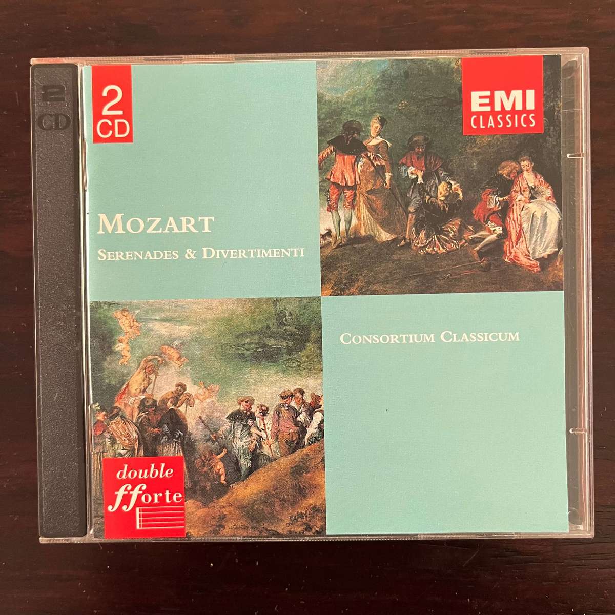 Mozart - Serenades & Divertimenti 2CD EMI Classics Import