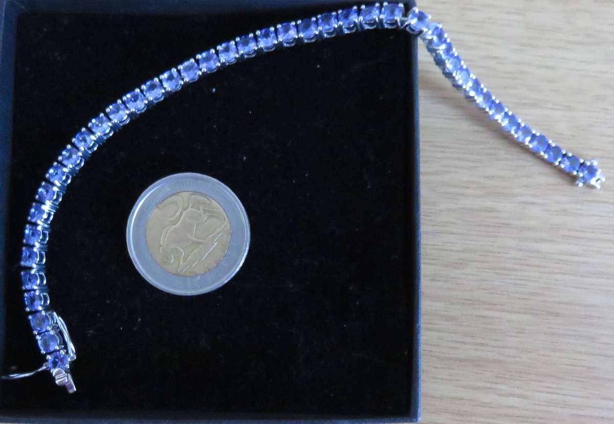 TENNIS BRACELET 925 SILVER WITH BLUE STONES - EXCELLENT CONDITION