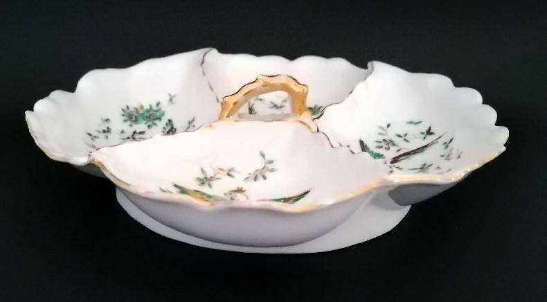 BEAUTIFUL HAND PAINTED WITH GREEN&GOLD VINTAGE PORCELAIN 4-SECTION CANDY/NUT DISH 22cm