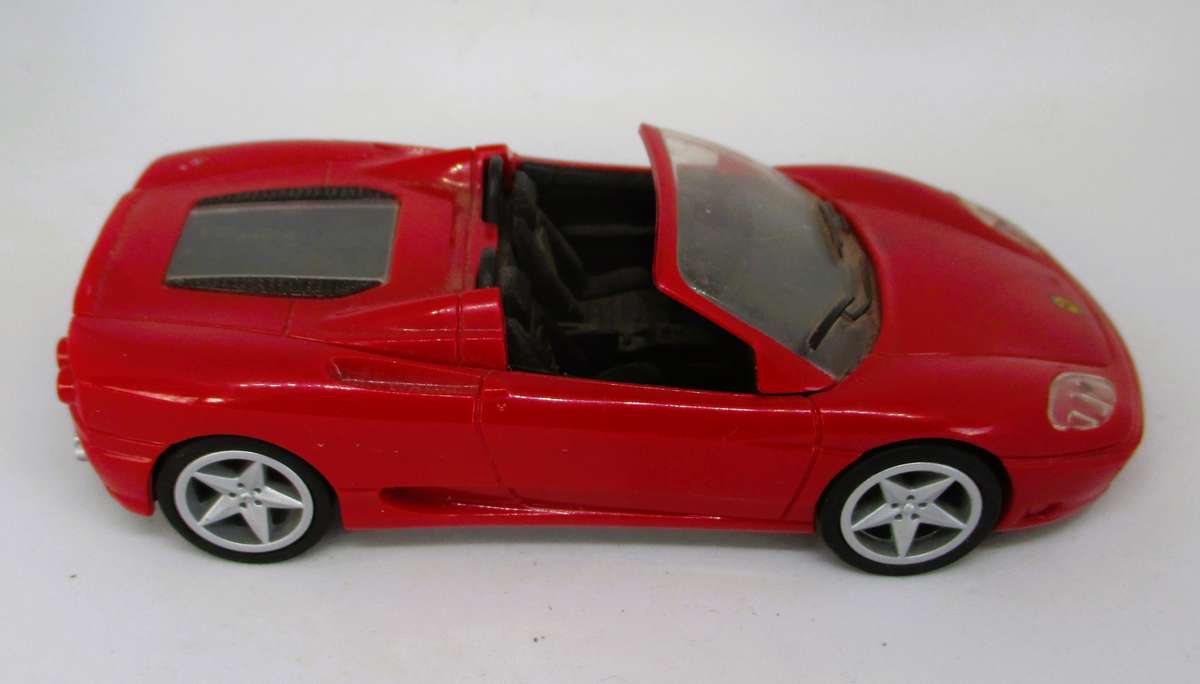 SHELL Ferrari 360 Spider 2006 V-Power Model Car by Hot Wheels 1:38