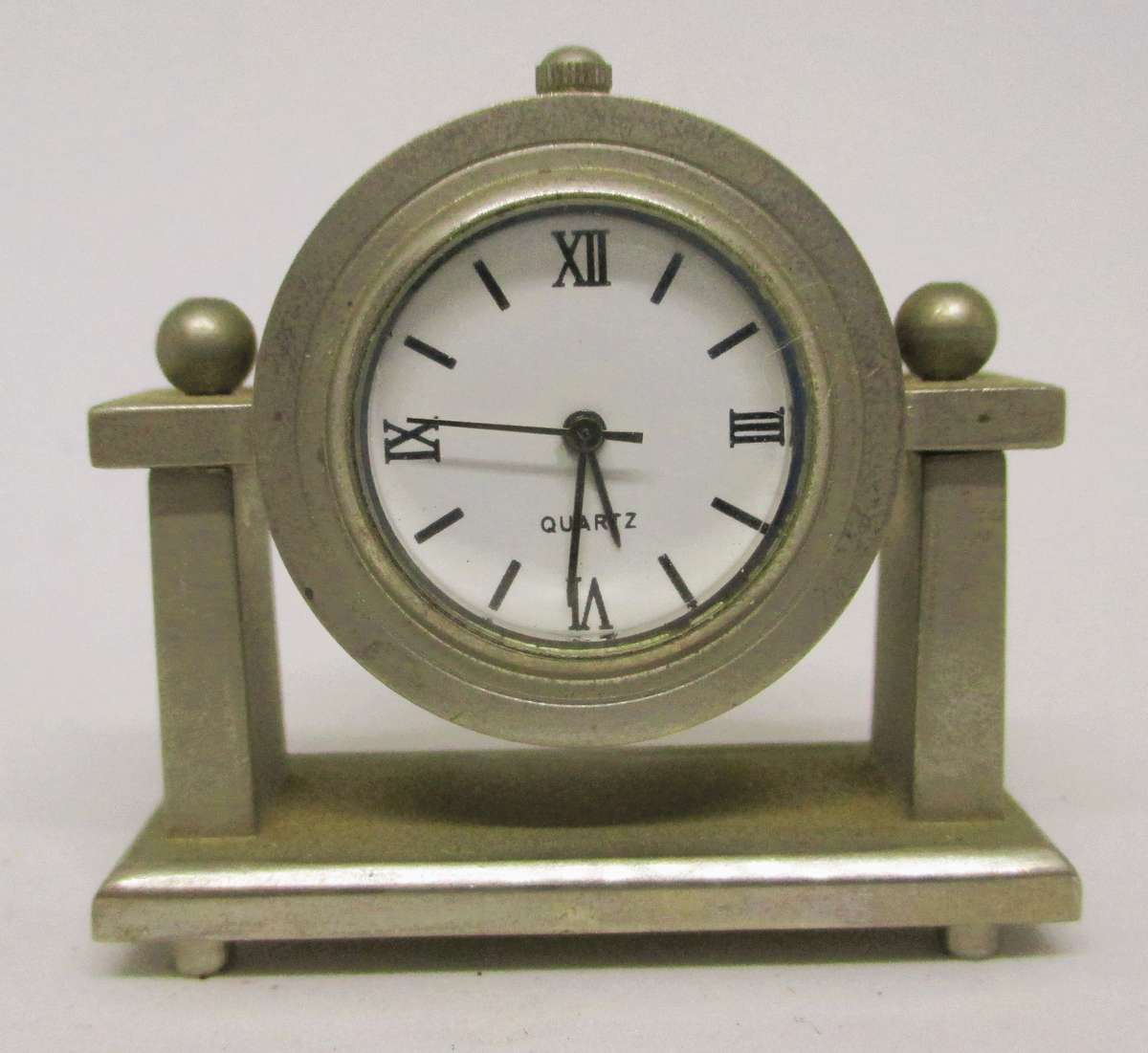 Vintage Miniature Mantle Style Desk ClockStainless Steel, Quartz. 40mm high