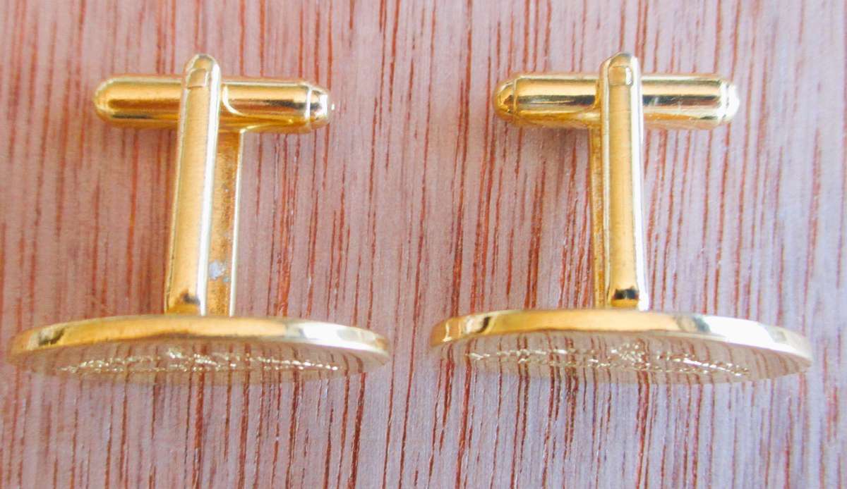 Vintage Gold color Johnny Walker Cufflinks.