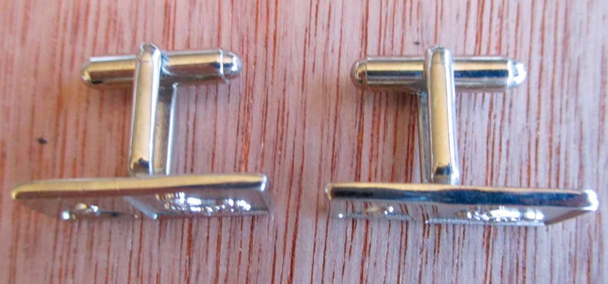 Vintage Silver color Springbok Cufflinks.