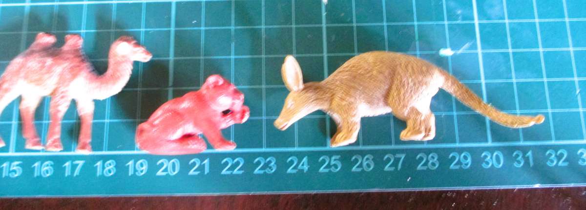 Lot of Vtg Plastic Farm Safari Zoo Animals. Scale as per photo.