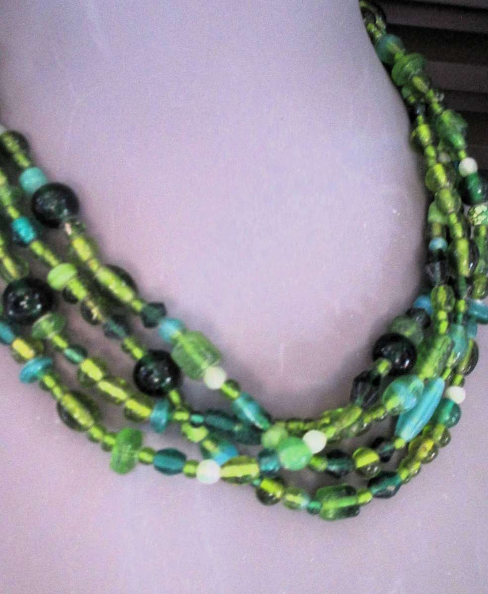 Vintage 1990s Green Blue Seed glass Beads 4 strands Necklace STUNNING,  44cm