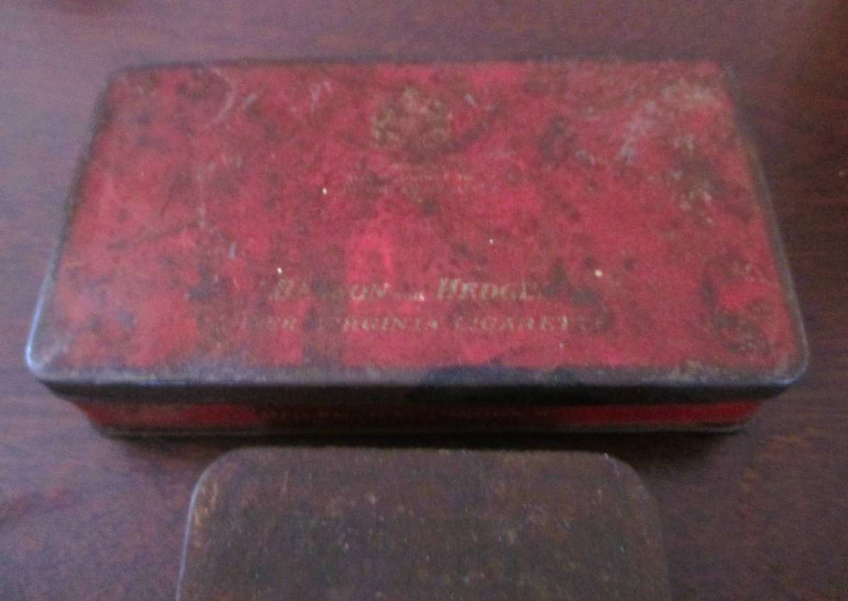 Lot of 2 Vintage Tins.