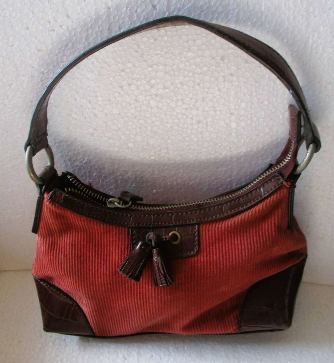 Vintage Tommy Hilfiger Leather And Corduroy Small Bag,  21x8x15cm