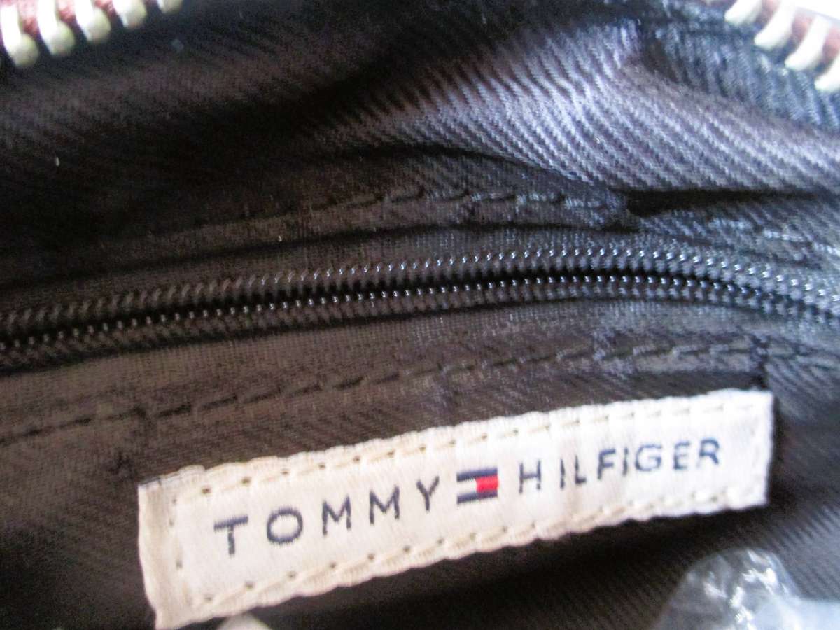 Vintage Tommy Hilfiger Leather And Corduroy Small Bag,  21x8x15cm