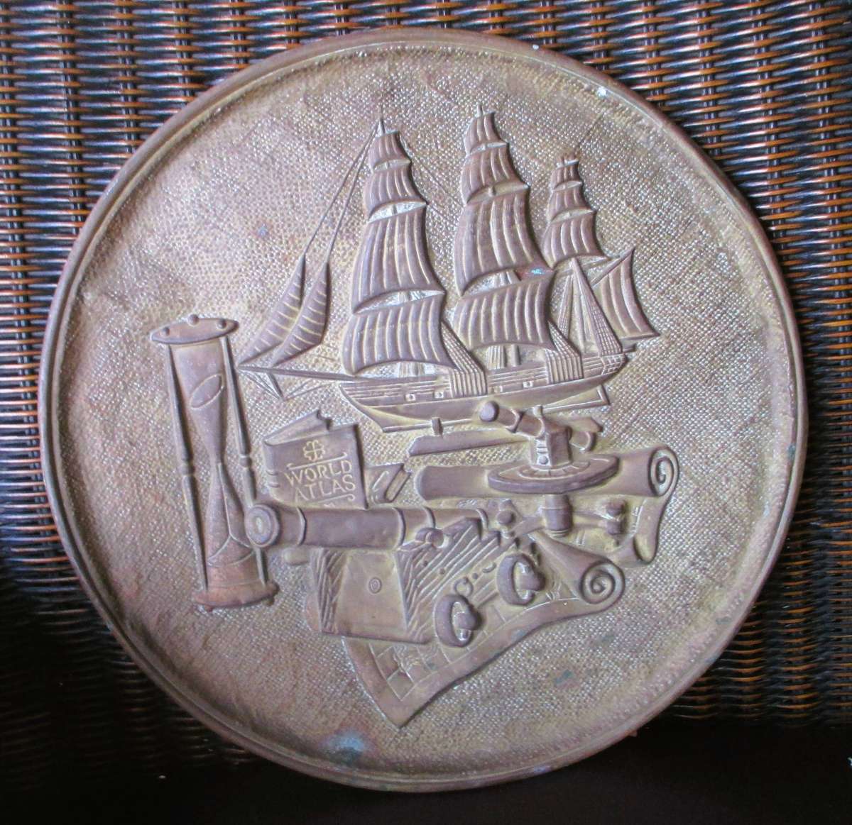 Vintage Spanish Galleon Brass Wall Plate, 36cm diameter.