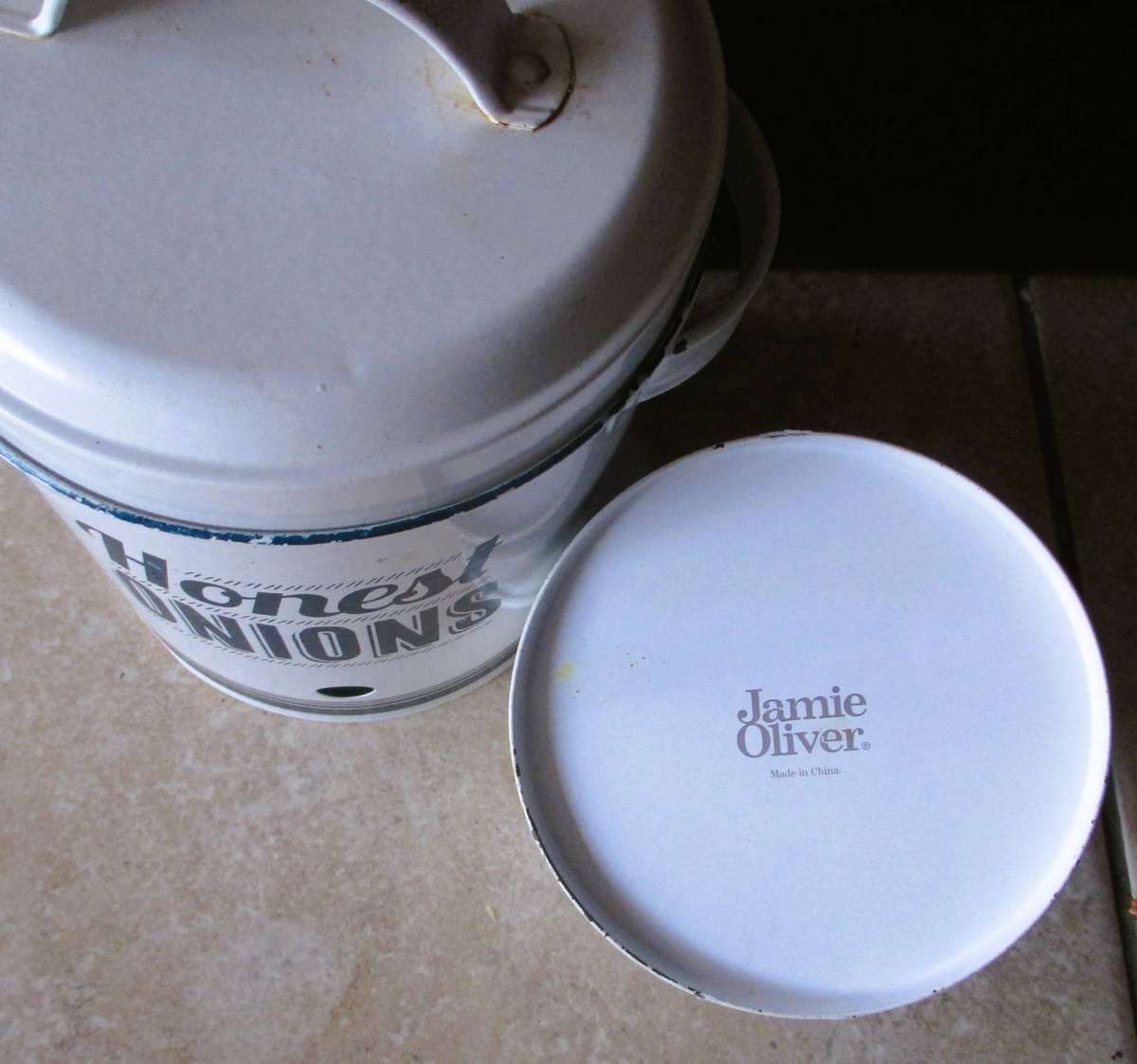 Jamie Oliver white enamel ventilated Onion and garlic Storage Tins, as per photo.