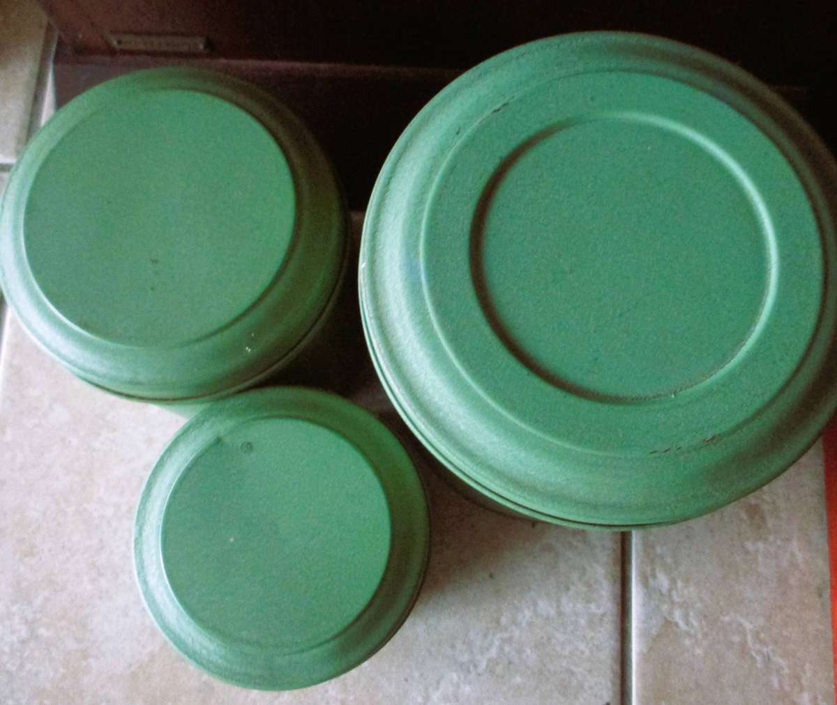 Lot of 3 Vintage Tala nesting Canisters: 1930s Kitchen Storage. Good condition,