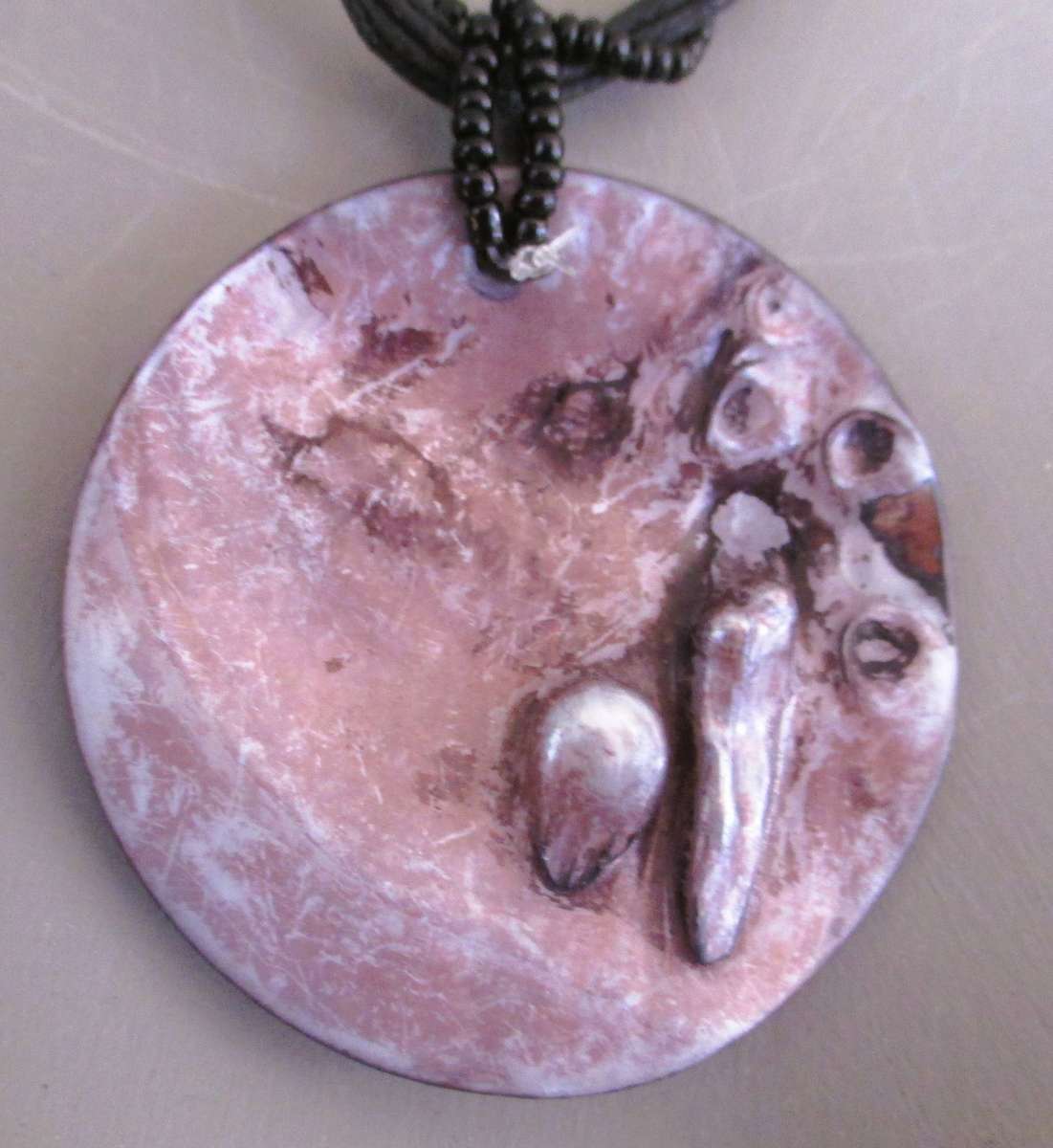 Vintage iridescent Shell pendant black and seed bead. 42cm