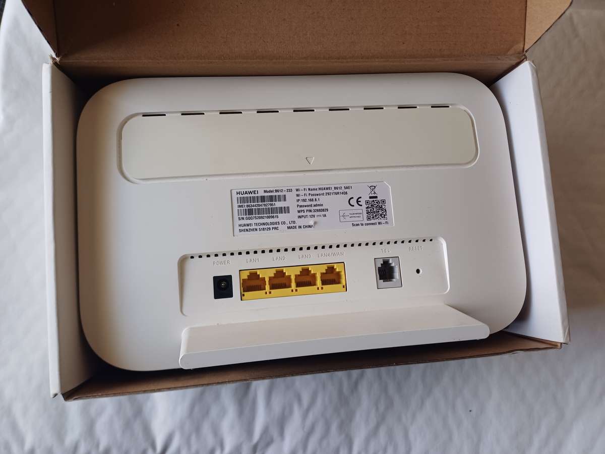 Huawei 4G Router 2 Pro - Accepts SIM Card