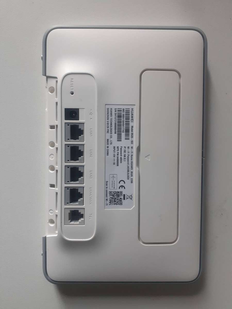 HUAWEI 4G Router 3 Pro B535 - Accepts SIM Card