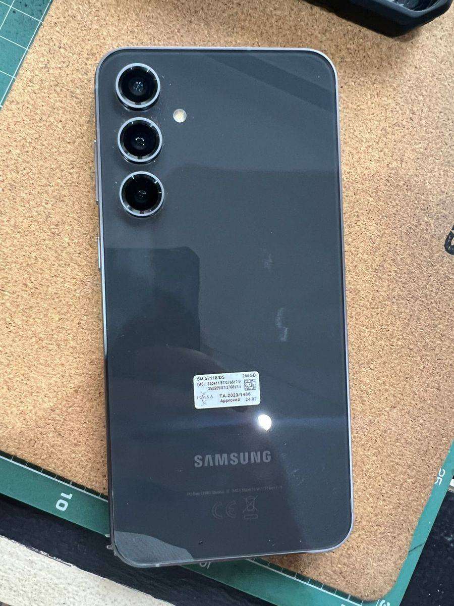 Samsung Galaxy S23 FE 256GB Graphite