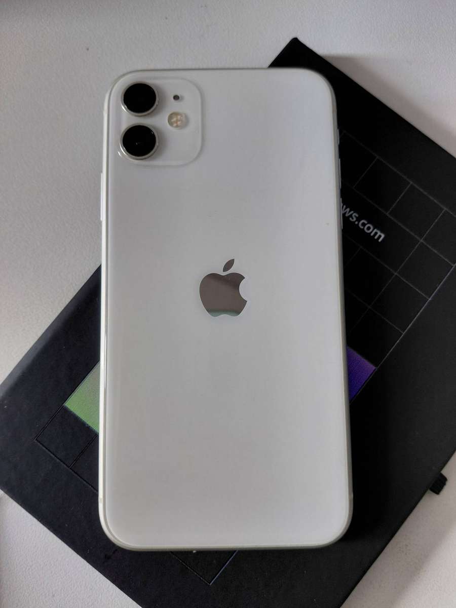 iPhone 11 128GB White - 75% battery health