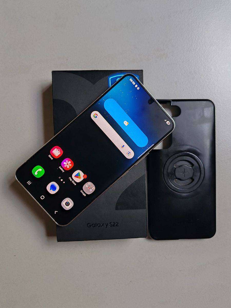 Samsung Galaxy S22 5G 256GB Phantom White