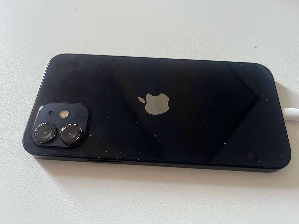 iPhone 12 64GB Black