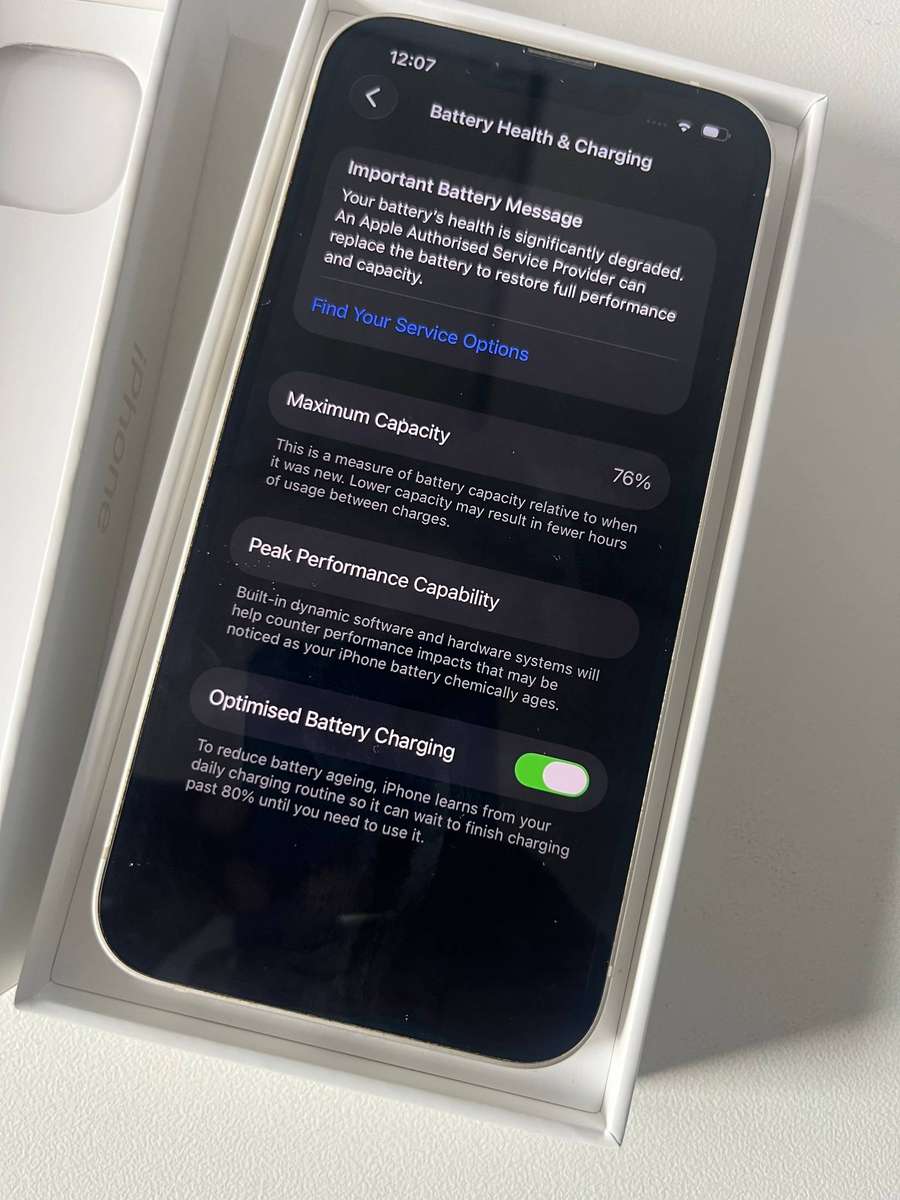 iPhone 14 128GB Starlight - 76% Battery health