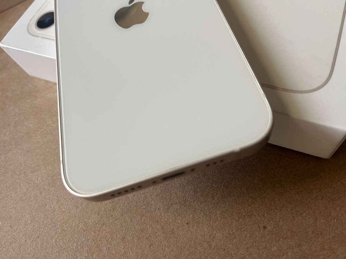 iPhone 13 128GB Starlight | 76% Battery health