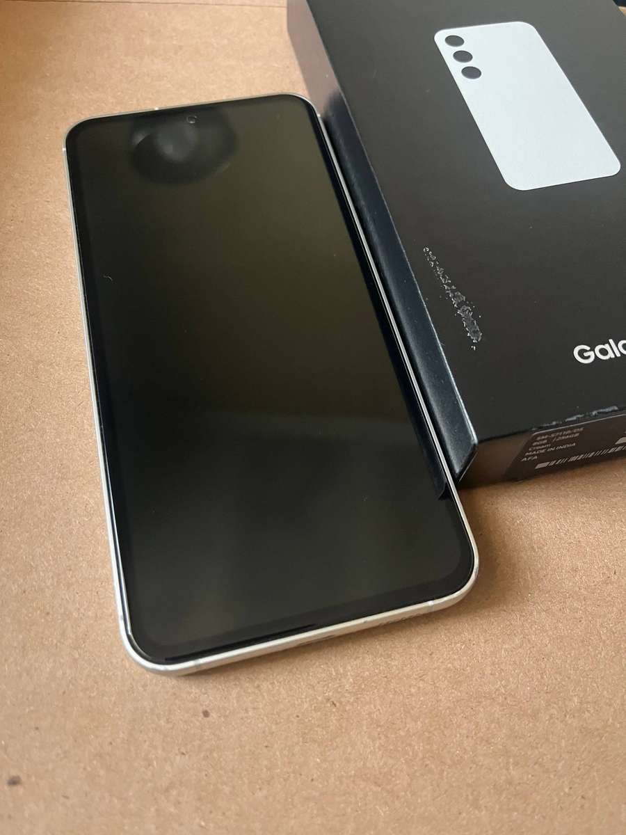 Samsung Galaxy S23 FE 256GB Cream