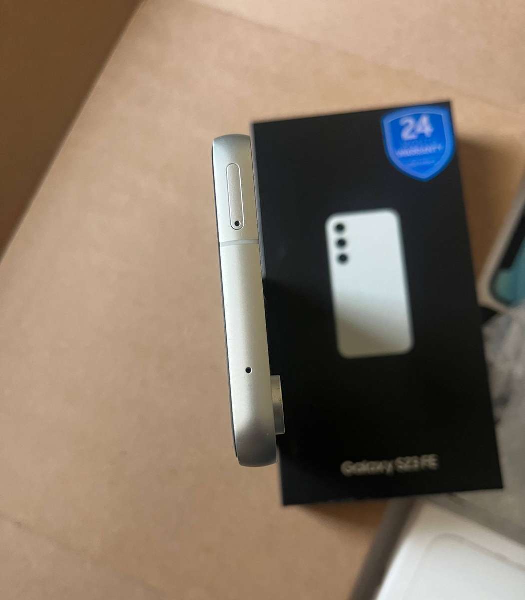 Samsung Galaxy S23 FE 256GB Cream