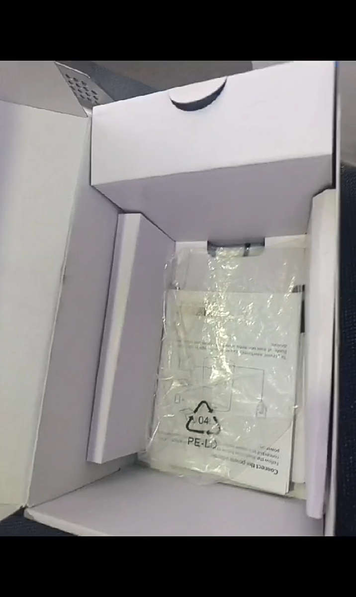 Alcatel Linkhub Router HH72v - LTE Router - Accepts SIM Card